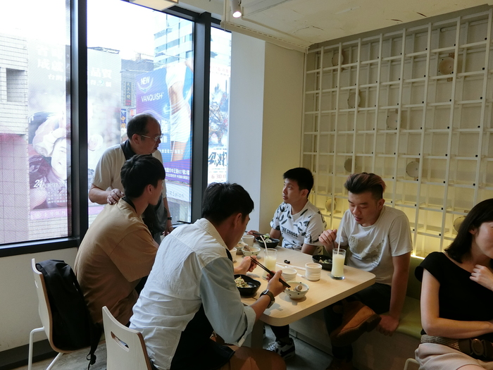 1060630新生聯誼餐會圖片