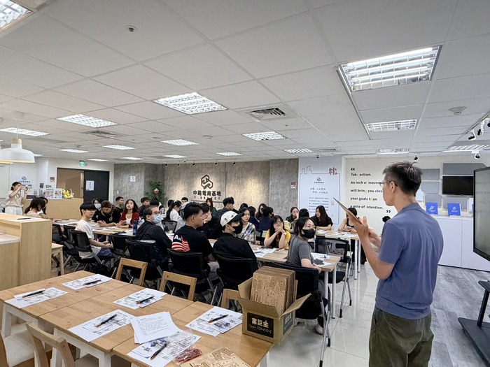 1150525中路電商基地參訪圖片