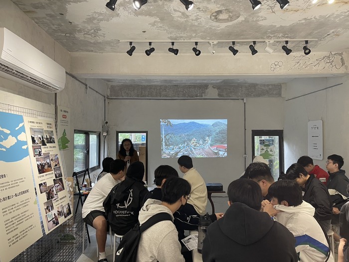 1141022青創指揮部參訪圖片